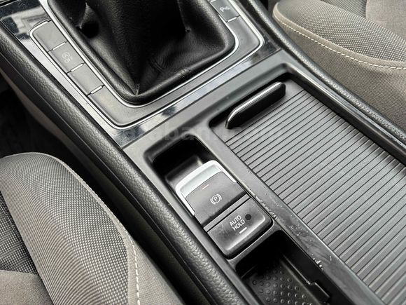 Volkswagen Golf 1.2 TSi Comfortline 2016 Model 