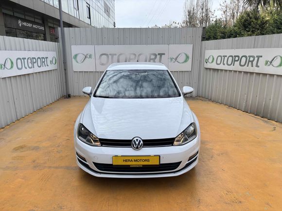 Volkswagen Golf 1.2 TSi Comfortline 2016 Model 