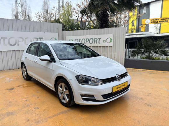 Volkswagen Golf 1.2 TSi Comfortline 2016 Model 