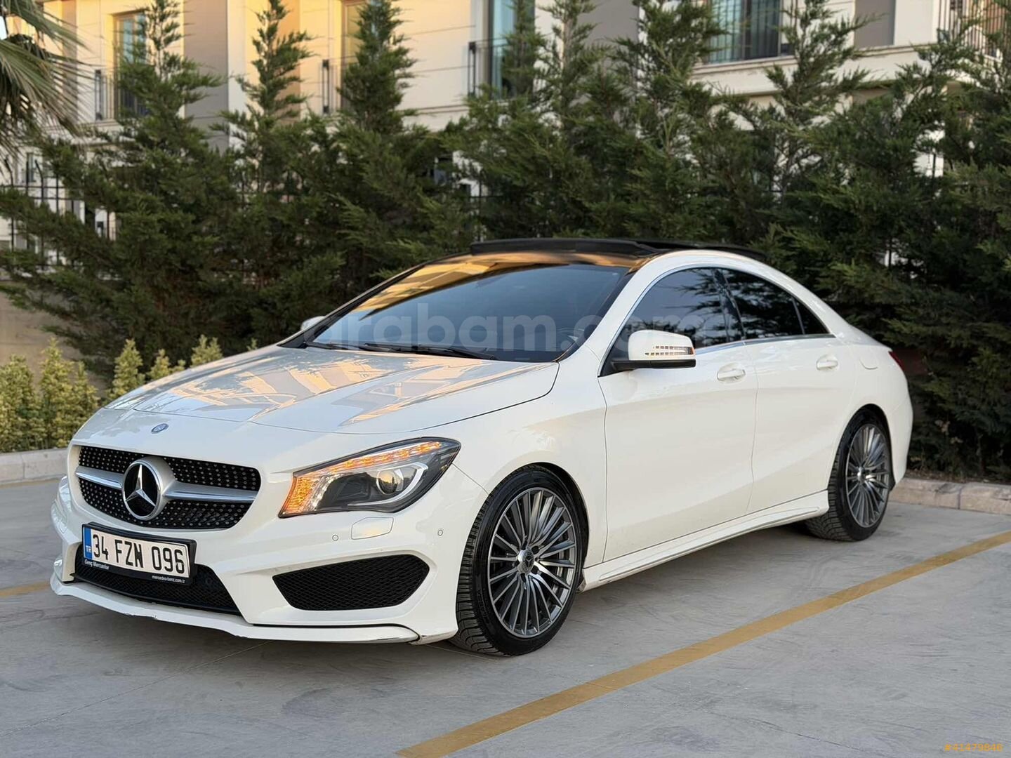 Galeriden Mercedes - Benz CLA 180 D AMG 2016 Model İstanbul 177.000 km Beyaz 5