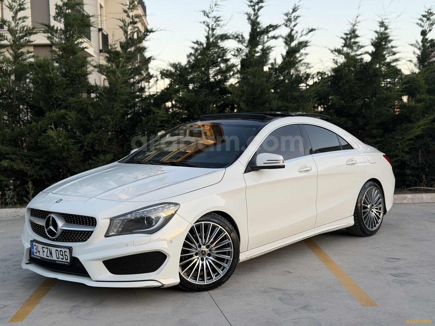 Galeriden Mercedes - Benz CLA 180 D AMG 2016 Model İstanbul 177.000 km Beyaz 2