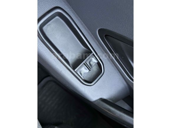 Duster 1.3 Tce Essential 2023 Model YENİ KASA EKSTRALI G.GÖRÜŞ Ç.JANT