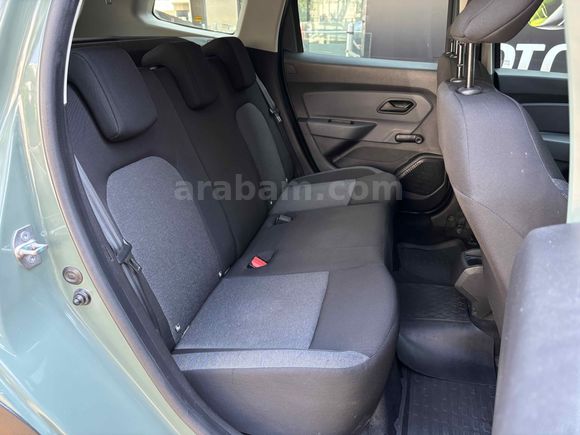 Duster 1.3 Tce Essential 2023 Model YENİ KASA EKSTRALI G.GÖRÜŞ Ç.JANT