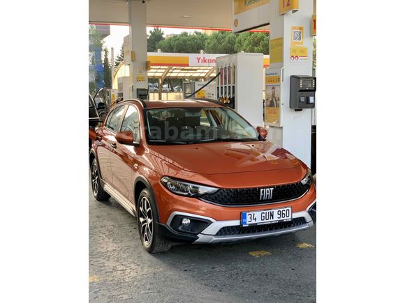 Sahibinden Fiat Egea Cross 1.4 Fire Urban 2023 Model İstanbul 60.000 km Turuncu