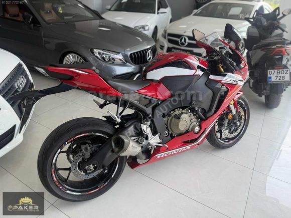 PAKER AUTO'DAN HATASIZ CBR 1000RR FİREBLADE K KARTINA TAKSİT