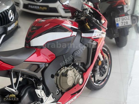 PAKER AUTO'DAN HATASIZ CBR 1000RR FİREBLADE K KARTINA TAKSİT