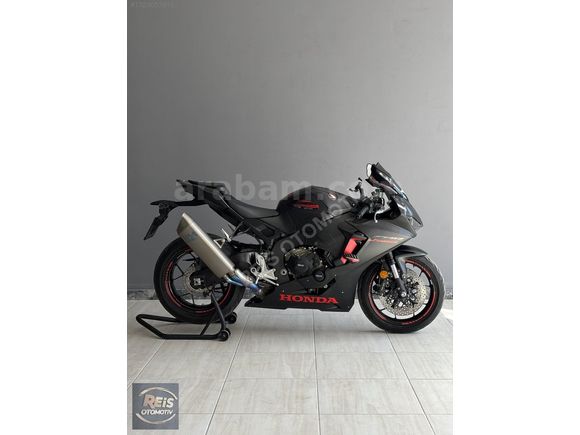 HONDA 1000RR 2017 MODEL HATASIZ EKSTRALI