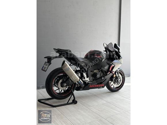 HONDA 1000RR 2017 MODEL HATASIZ EKSTRALI