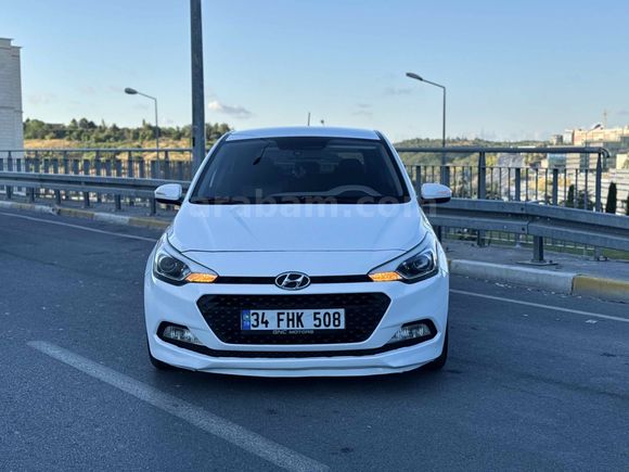Sahibinden Hyundai i20 1.4 MPI Style 2017 Model 