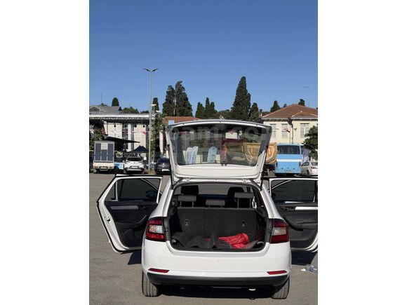 Sahibinden Skoda Rapid 1.0 TSI GreenTec Dynamic 2017 Model 