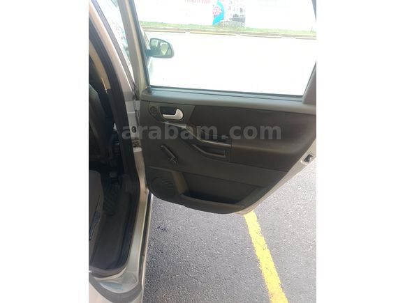 Sahibinden Opel Meriva 1.6 Essentia 2004 Model 
