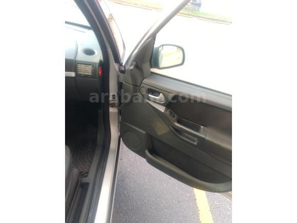 Sahibinden Opel Meriva 1.6 Essentia 2004 Model 