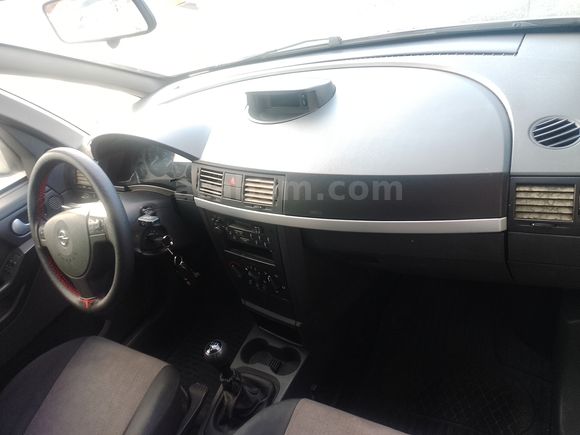 Sahibinden Opel Meriva 1.6 Essentia 2004 Model 