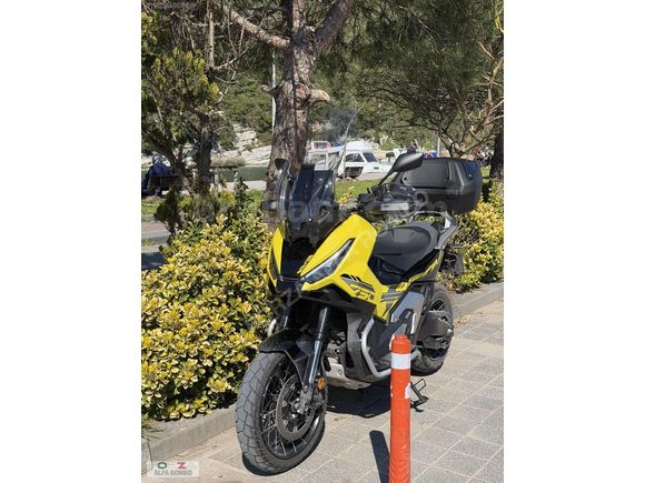 FORZA HONDA X-ADV SPECİAL EDİTİON SARI RENK AKILLI ÇANTA