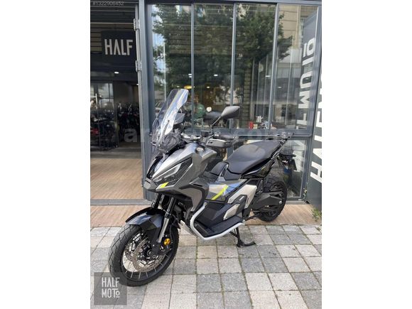 HALF MOTO 2024 XADV Special Edition