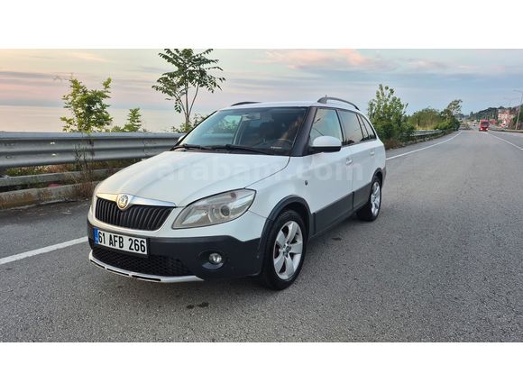  2013  SKODA FABİA 1.4 Combi Scout  BENZİN+LPG