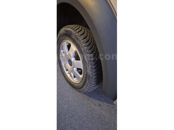 Sahibinden Ford Tourneo Connect 110PS 2010 Model