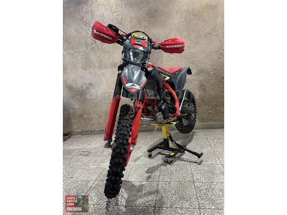 Moda Motor Beta Xtrainer 250 2T 40 saatte Ruhsatlı