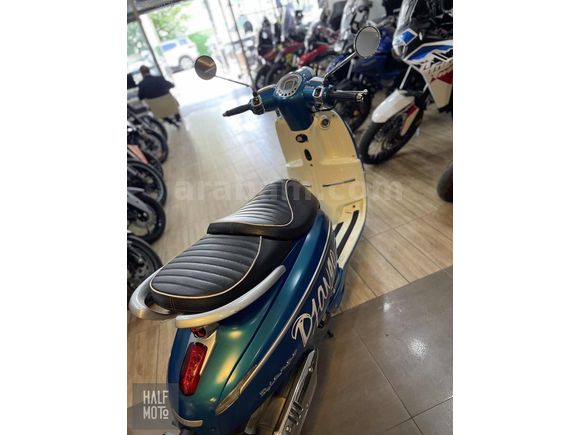 HALF MOTO PEUGEOT DJANGO 125