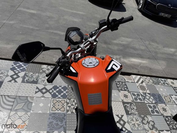 Motoart tan 2016 Ktm Duke 15