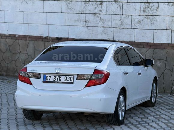 Sahibinden Honda Civic 1.6i VTEC Eco Elegance 2012 Model 