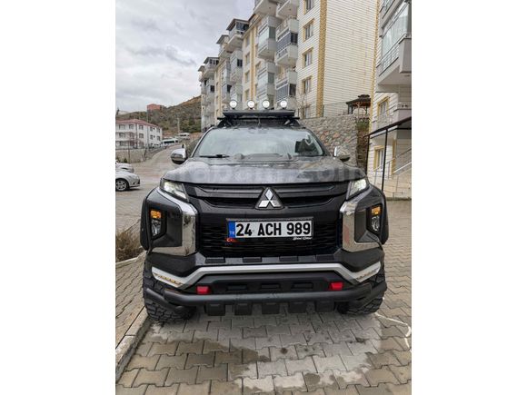 Sahibinden Mitsubishi L 200 4x4 Blizzard Crawler Standart 2019 Model 