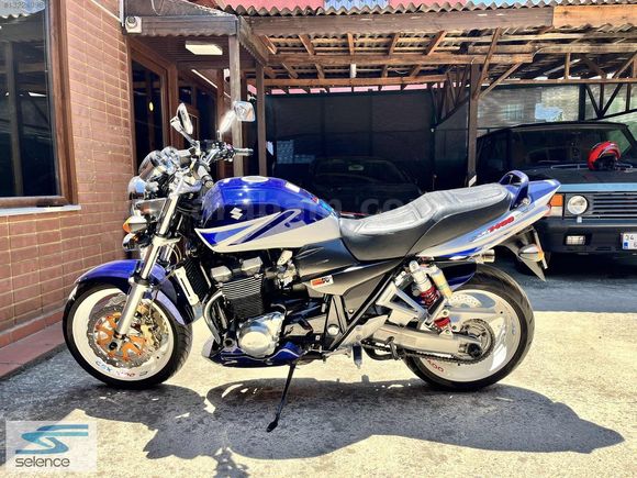 2004 GSX 1400 KUSURSUZ KONDİSYON, PERFORMANS VE KONFOR..