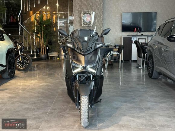 2024 MODEL YAMAHA X-MAX 250 TECH MAX+ BAGAJ/TUR CAMI