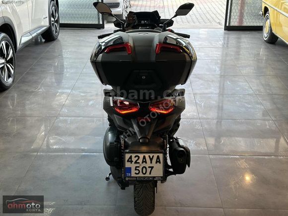 2024 MODEL YAMAHA X-MAX 250 TECH MAX+ BAGAJ/TUR CAMI