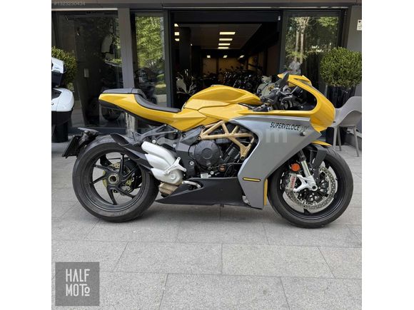 HALF MOTO BEŞİKTAŞ 2021 MV AGUSTA SUPERVELOCE 800