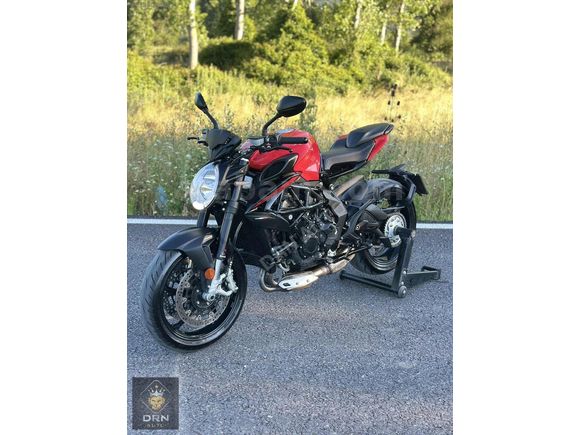 2022 MV AGUSTA BRUTALE 800 ROSSO HATASIZ BOYASIZ 0 KONDİSYONUNDA