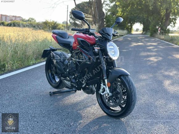 2022 MV AGUSTA BRUTALE 800 ROSSO HATASIZ BOYASIZ 0 KONDİSYONUNDA