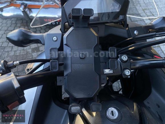 "UNIVERSAL MOTORS" 2016 HONDA NC 750 X