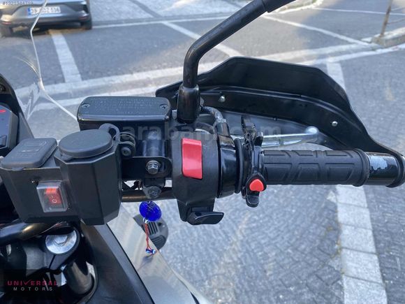 "UNIVERSAL MOTORS" 2016 HONDA NC 750 X