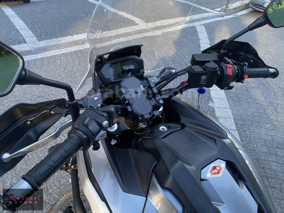 "UNIVERSAL MOTORS" 2016 HONDA NC 750 X