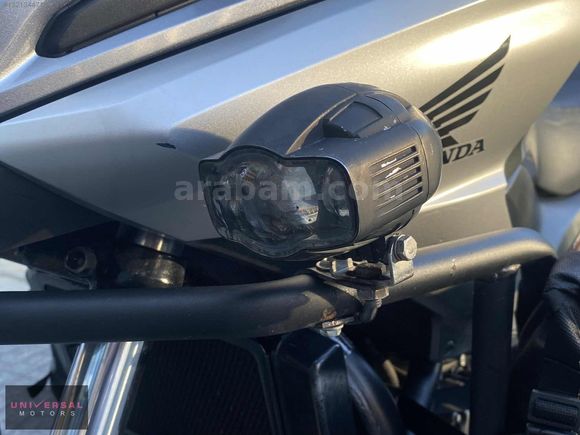 "UNIVERSAL MOTORS" 2016 HONDA NC 750 X