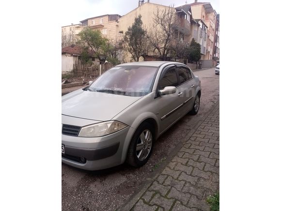 Sahibinden Renault Megane 1.5 dCi dizel 2005 modelDynamique 2005 Model 