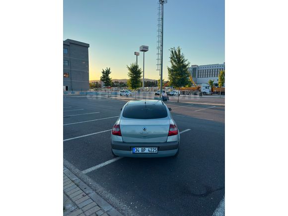 Sahibinden Renault Megane 1.5 dCi dizel 2005 modelDynamique 2005 Model 