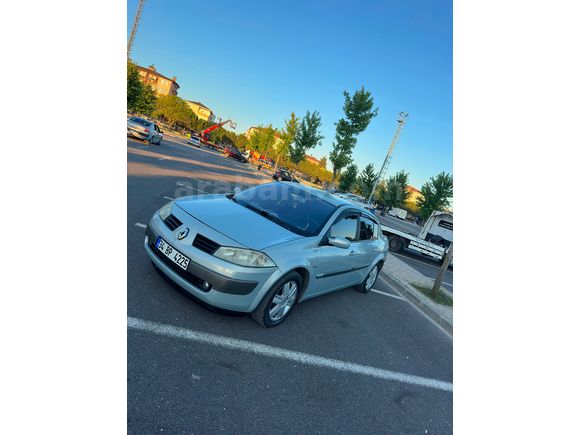 Sahibinden Renault Megane 1.5 dCi dizel 2005 modelDynamique 2005 Model 