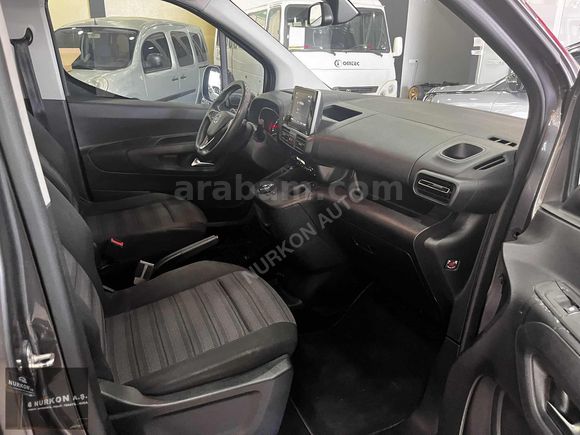 HATASIZ 2020 OPEL COMBO EXCELLENCE 1.5 130 DIZEL AT8