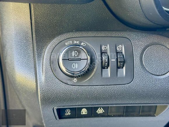 2019 MODEL OPEL COMBO 1.5CDTI ULTİMATE 130HP OTMTK EMİNEVİM 12T