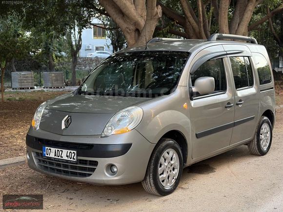 2011 MODEL KANGO 1.5 DCİ PRİVİLEGE 110 LUK 6 İLERİ