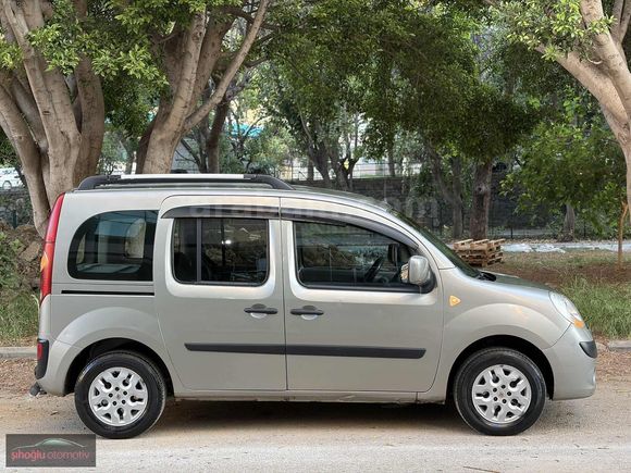 2011 MODEL KANGO 1.5 DCİ PRİVİLEGE 110 LUK 6 İLERİ