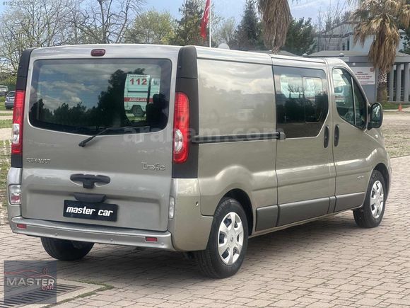 K.KART 12 TAKSİT 2012 RENAULT TRAFİC 5+1 DEĞİŞENSİZ 369.000 KM