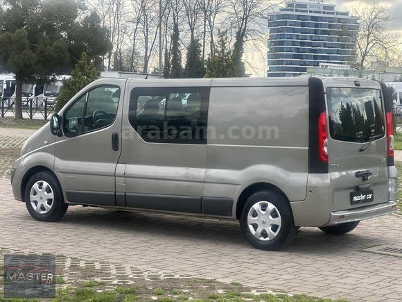 K.KART 12 TAKSİT 2012 RENAULT TRAFİC 5+1 DEĞİŞENSİZ 369.000 KM