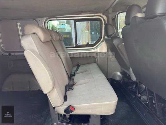 TİTAN MOTORS 2010 TRAFIC MULTİX 2.0 dCi 115 HP 6 İLERİ 5+1 KLİMA