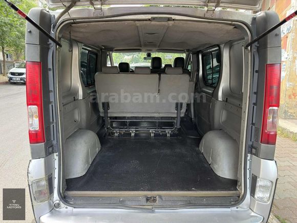 TİTAN MOTORS 2010 TRAFIC MULTİX 2.0 dCi 115 HP 6 İLERİ 5+1 KLİMA