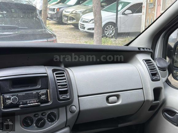 TİTAN MOTORS 2010 TRAFIC MULTİX 2.0 dCi 115 HP 6 İLERİ 5+1 KLİMA
