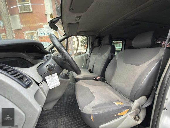 TİTAN MOTORS 2010 TRAFIC MULTİX 2.0 dCi 115 HP 6 İLERİ 5+1 KLİMA