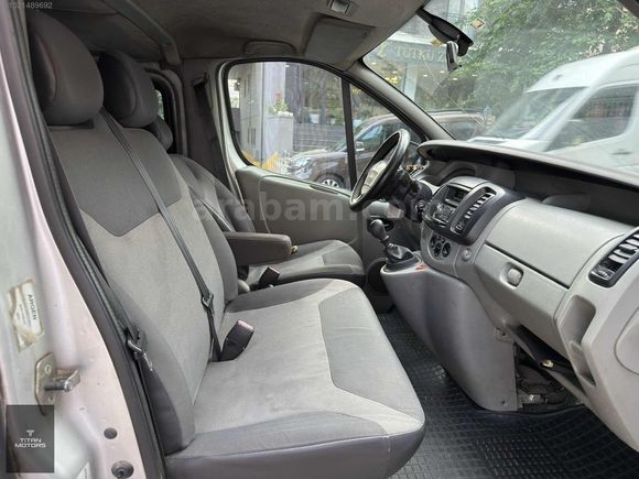 TİTAN MOTORS 2010 TRAFIC MULTİX 2.0 dCi 115 HP 6 İLERİ 5+1 KLİMA